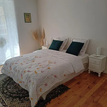 De Charme La Belle Histoire Appartement Prades (Pyrenees-Orientales)